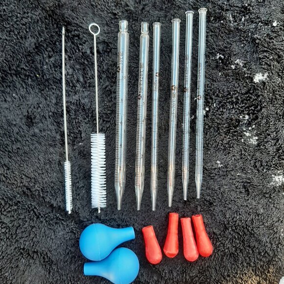 Bomex Glass Graduated Dropper Pipettes 10 ml, 5 ml, 3 ml, 2 ml, 1 ml, 0.5 ml - Picture 1 of 7